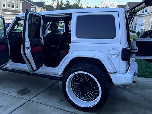 Used 2021 Jeep Wrangler Unlimited Sport w/ Sun And Sound Package AWD/4WD image 13