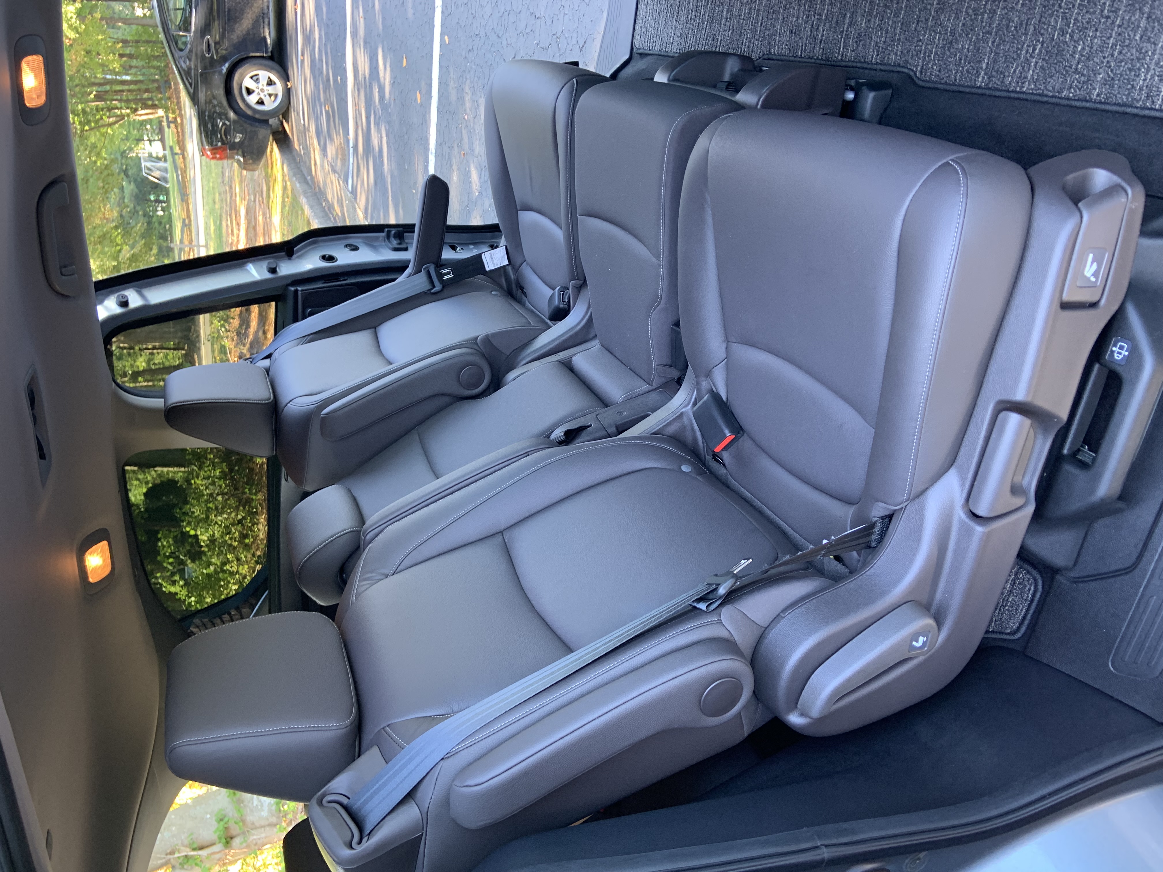 Used 2024 Honda Odyssey EX-L image 10