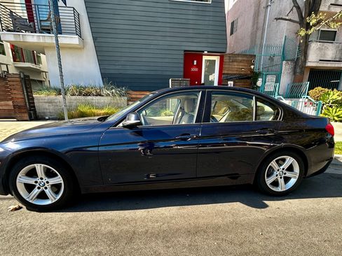 Used 2014 BMW 328i Sedan RWD image 1