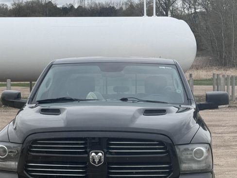 Used 2013 RAM 1500 Sport w/ Sport Premium Group image 9