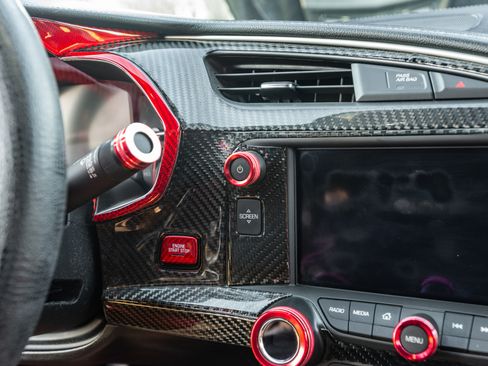 Used 2019 Chevrolet Corvette Grand Sport image 8