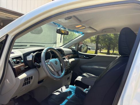 Used 2014 Nissan Quest S image 6