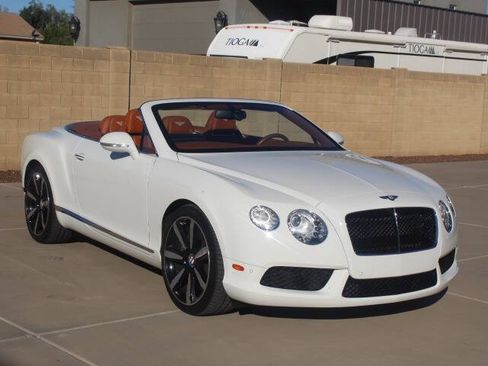 Used 2014 Bentley Continental GT image 2