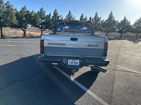 Used 1999 Dodge Ram 2500 Truck 4x4 Quad Cab image 6