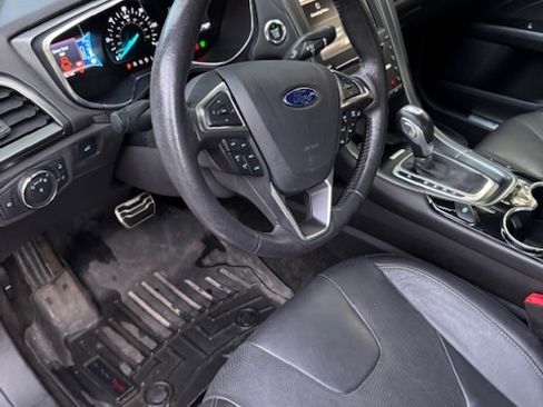 Used 2016 Ford Fusion Energi Titanium image 24