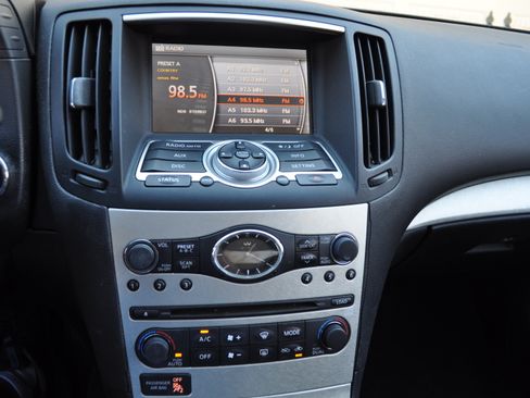 Used 2008 INFINITI G35 Journey w/ Premium Pkg image 13