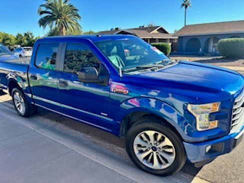 Used 2017 Ford F150 XL w/ Equipment Group 101A Mid image 1