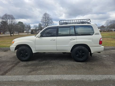 Used 1999 Lexus LX 470 470 Sport Utility 4D image 2