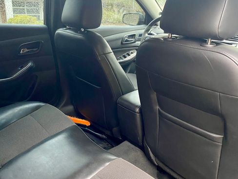 Used 2015 Chevrolet Malibu LT image 19