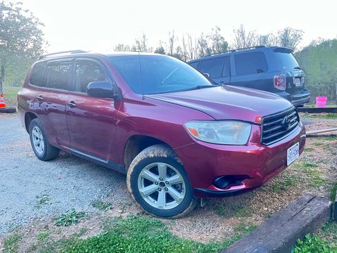 Used 2010 Toyota Highlander 2WD image 4