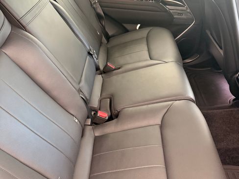 Used 2023 Land Rover Range Rover SE image 26