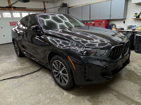 Used 2024 BMW X6 M60i image 4