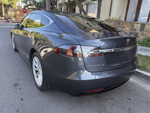 Used 2016 Tesla Model S 75 RWD image 2
