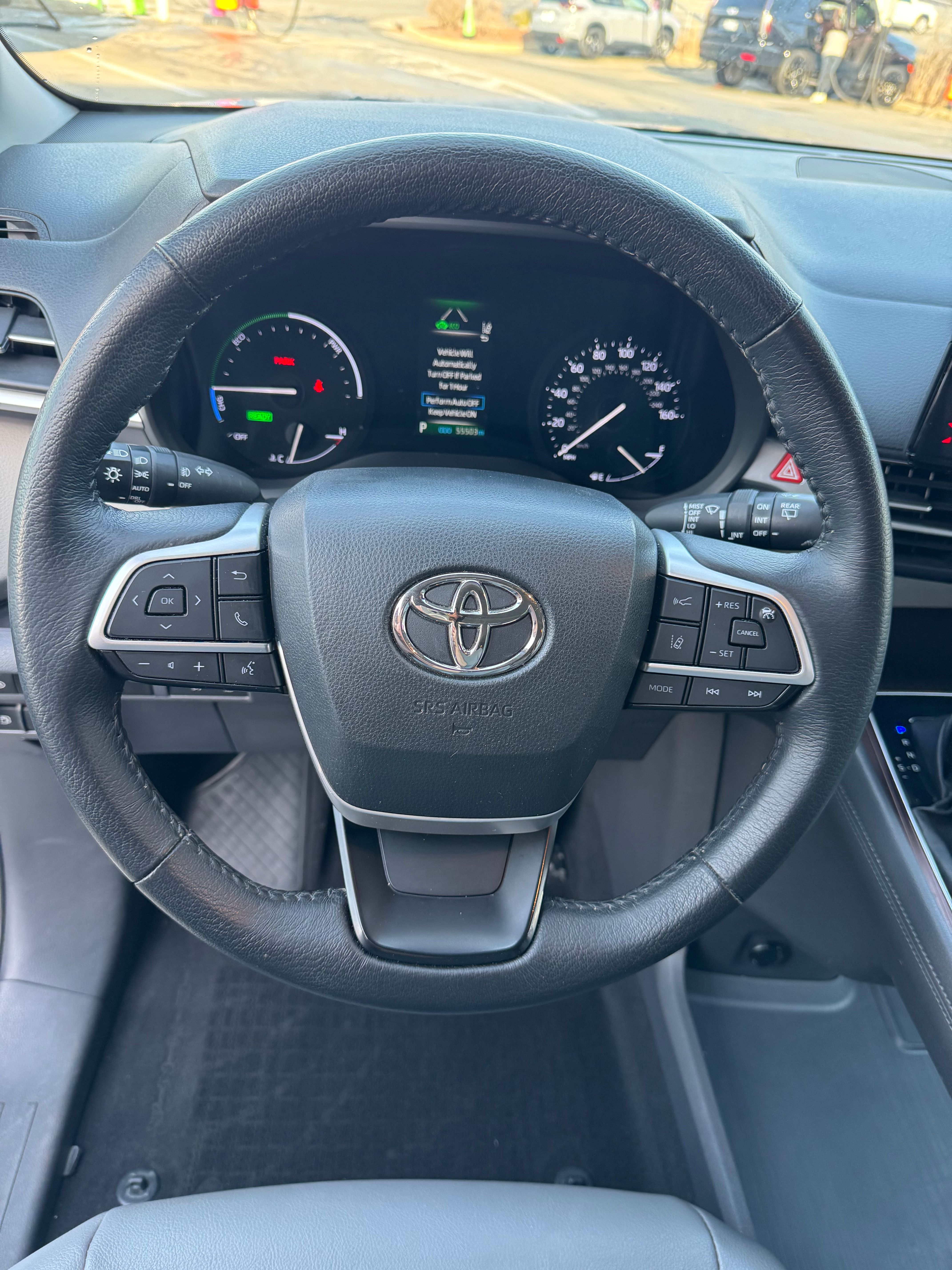 Used 2023 Toyota Sienna XLE FWD image 14