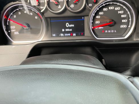 Used 2021 Chevrolet Silverado 1500 LT image 16