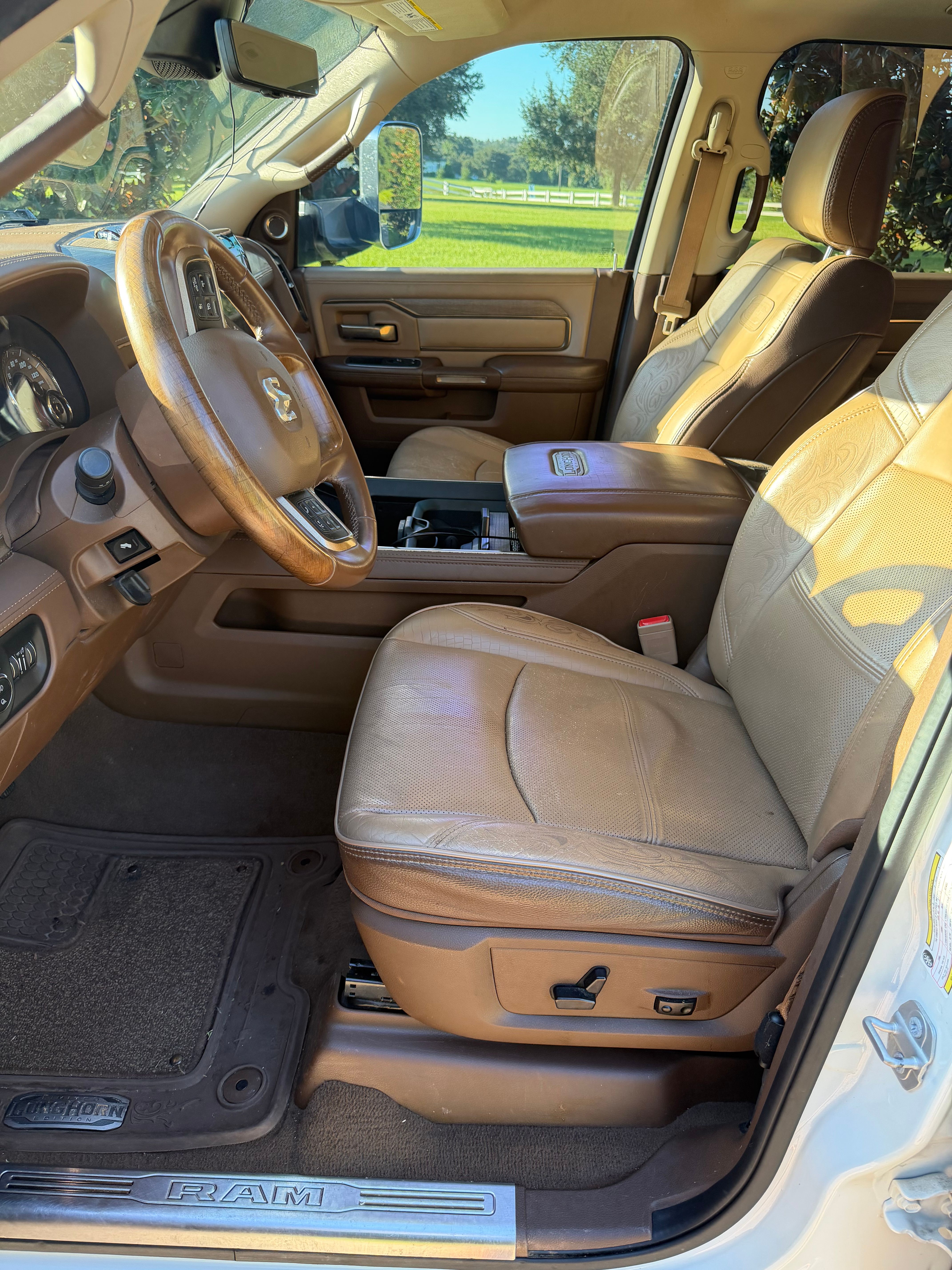 Used 2022 RAM 2500 Limited AWD/4WD image 13