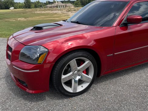 Used 2006 Dodge Magnum SRT8 w/ SRT Option Group II RWD image 1