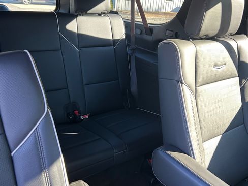 Used 2023 Cadillac Escalade ESV Sport w/ LPO, ONYX Package image 12