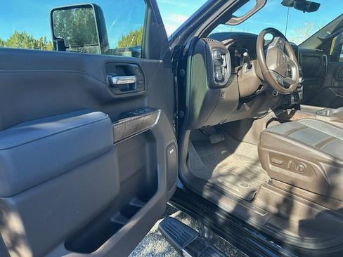 Used 2021 GMC Sierra 3500 Denali w/ Denali Ultimate Package image 22