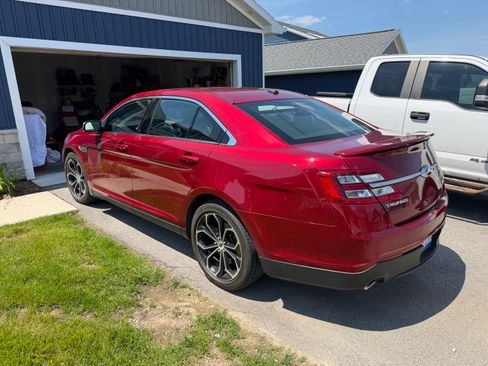 Used 2018 Ford Taurus SHO AWD/4WD image 5