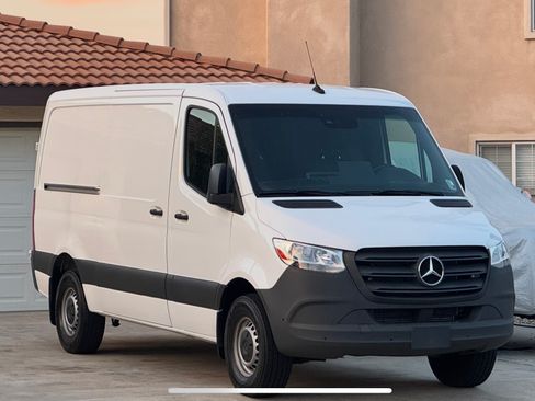 Used 2023 Mercedes-Benz Sprinter 2500 image 8