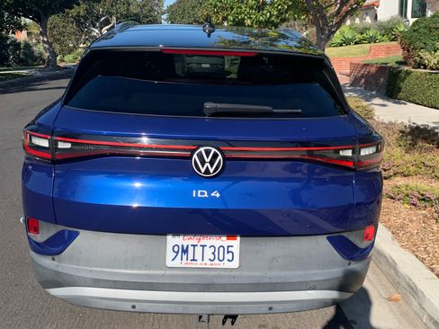 Used 2021 Volkswagen ID.4 1st Edition image 13