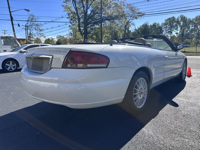 Used 2004 Chrysler Sebring LXi FWD image 4