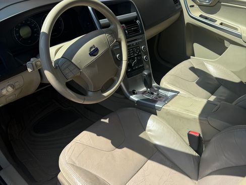 Used 2010 Volvo XC60 3.2 image 9