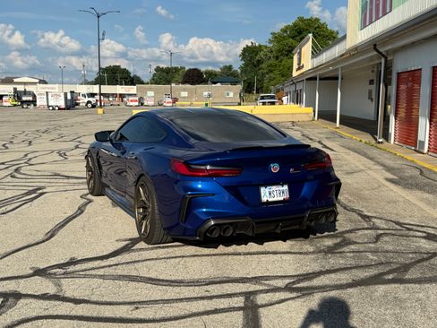 Used 2022 BMW M8 Competition w/ M Carbon Exterior Package AWD/4WD image 10