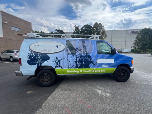 Used 2006 Ford E-350 and Econoline 350 Super Duty image 4