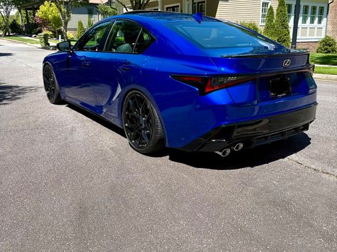 Used 2025 Lexus IS 500 RWD image 8
