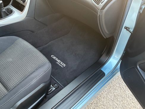 Used 2010 Hyundai Genesis 2.0T RWD image 24