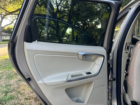 Used 2012 Volvo XC60 3.2 image 10