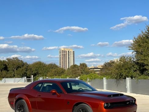 Used 2023 Dodge Challenger SRT Hellcat Redeye image 5
