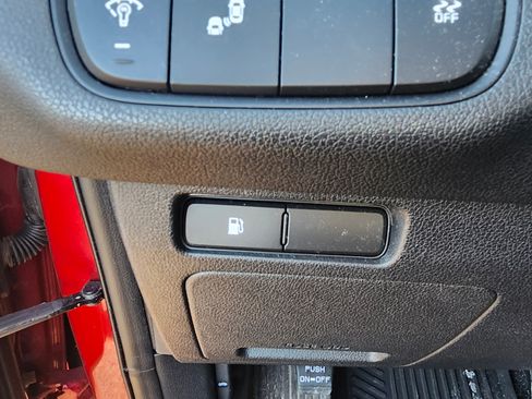 Used 2019 Kia Sorento LX w/ Option Group 020 image 11