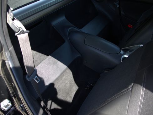Used 2014 Nissan 370Z Coupe w/ Sport Package RWD image 12