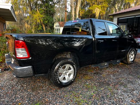 Used 2020 RAM 1500 Big Horn image 8