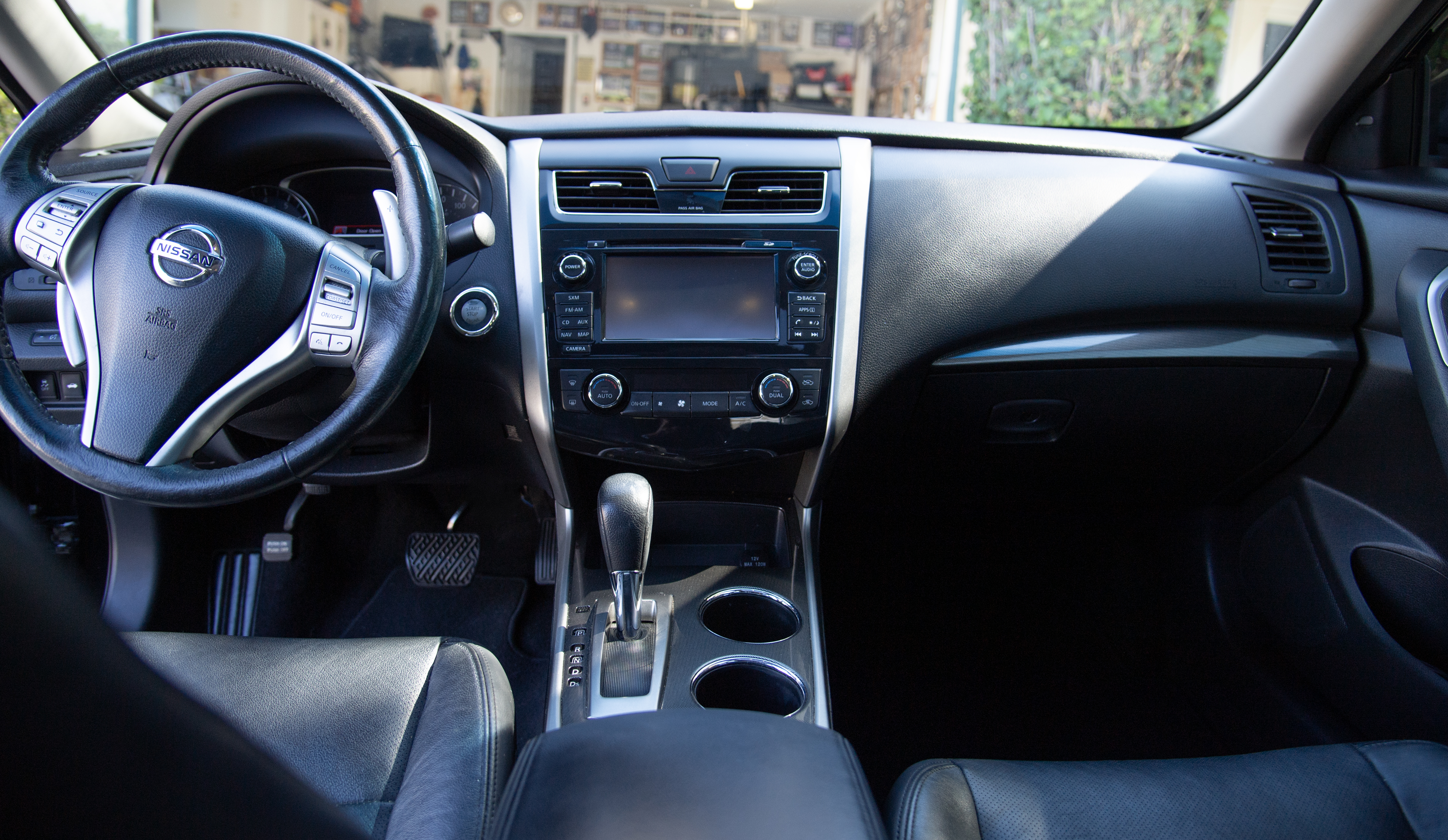 Used 2015 Nissan Altima 3.5 SL FWD image 9