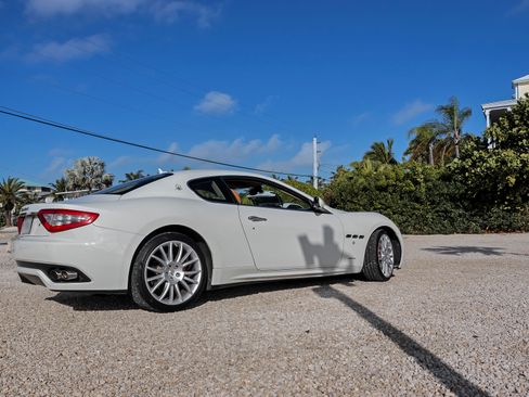 Used 2009 Maserati GranTurismo S image 10