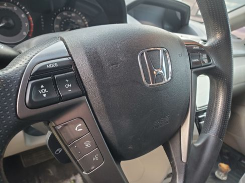 Used 2014 Honda Odyssey EX image 8