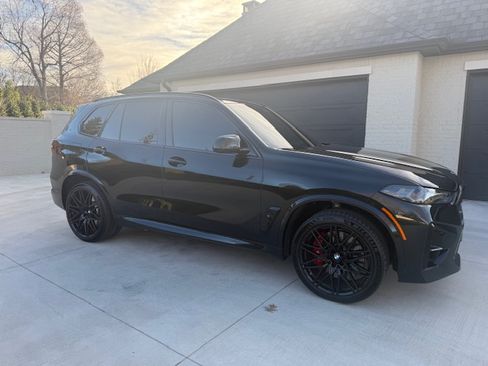 Used 2026 BMW X5 M Competition image 1