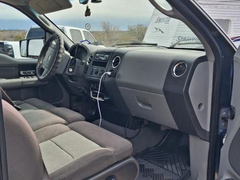 Used 2005 Ford F150 XLT image 10