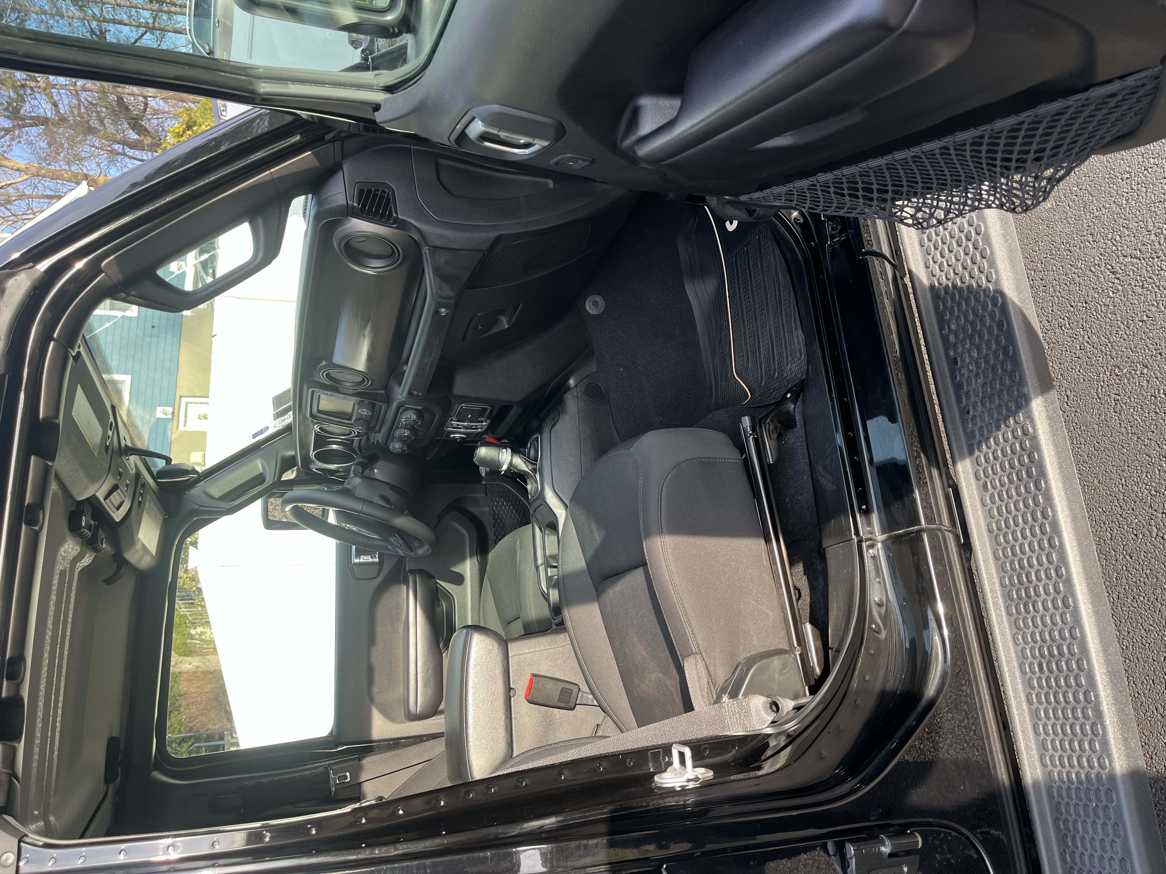 Used 2018 Jeep Wrangler Unlimited Sport S AWD/4WD image 8