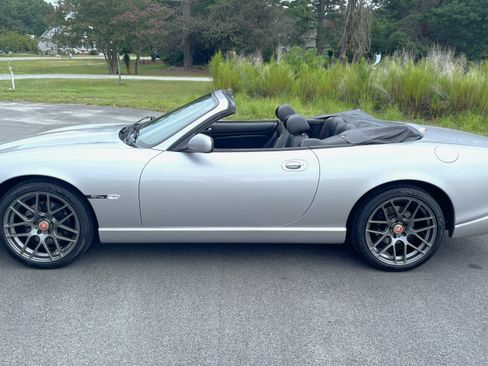 Used 2006 Jaguar XK8 Convertible RWD image 5