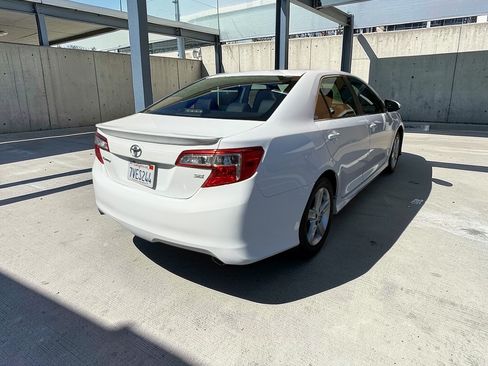 Used 2013 Toyota Camry SE image 6