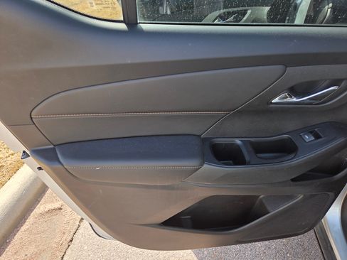 Used 2019 Chevrolet Traverse LS image 10