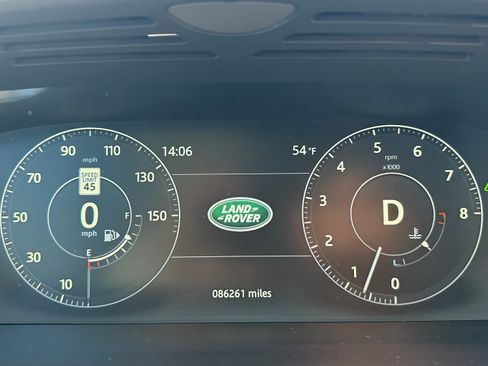 Used 2017 Land Rover Range Rover Sport HSE image 12