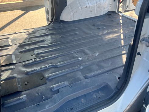 Used 2013 Ford Transit Connect XLT image 13