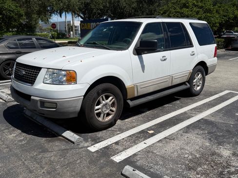 Used 2003 Ford Expedition XLT RWD image 15