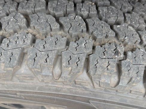 Used 2025 GMC Sierra 2500 AT4 w/ AT4 Premium Plus Package image 6